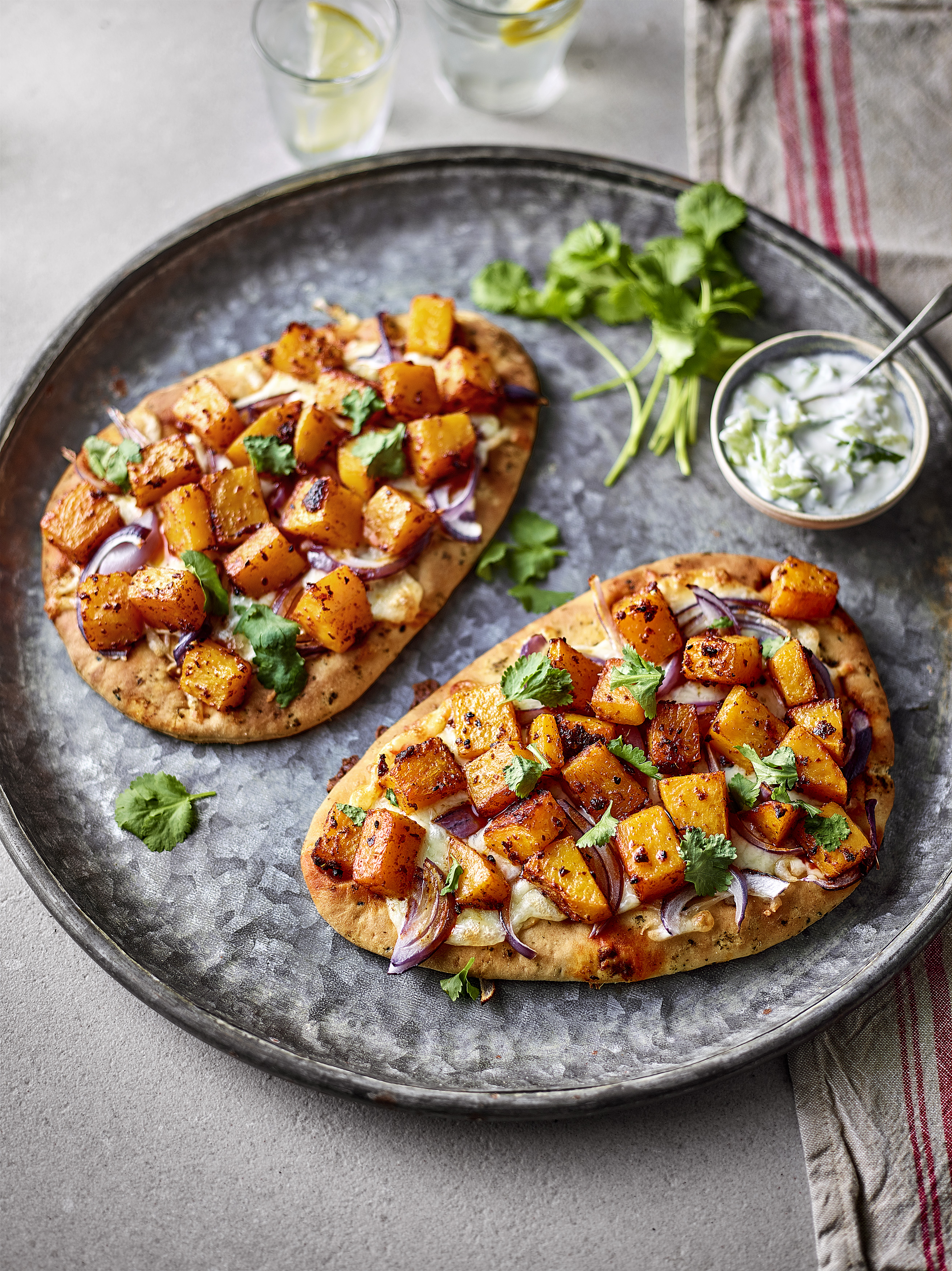 MF48264_GC Standard Naan_Tandoori Squash Naan Pizza_1